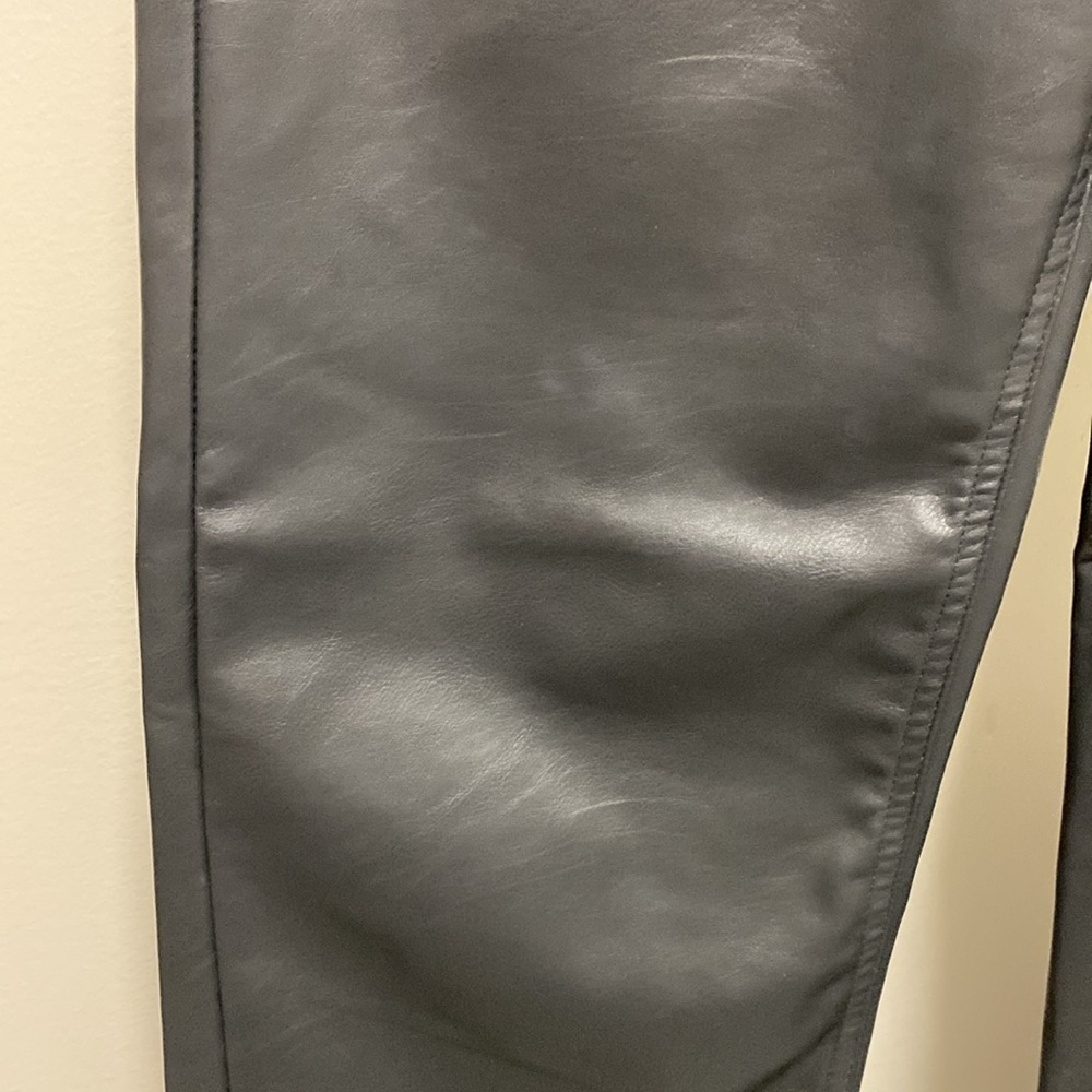H&M - Black Vegan Leather Wide Leg Pant - 6 - Picture 11 of 11
